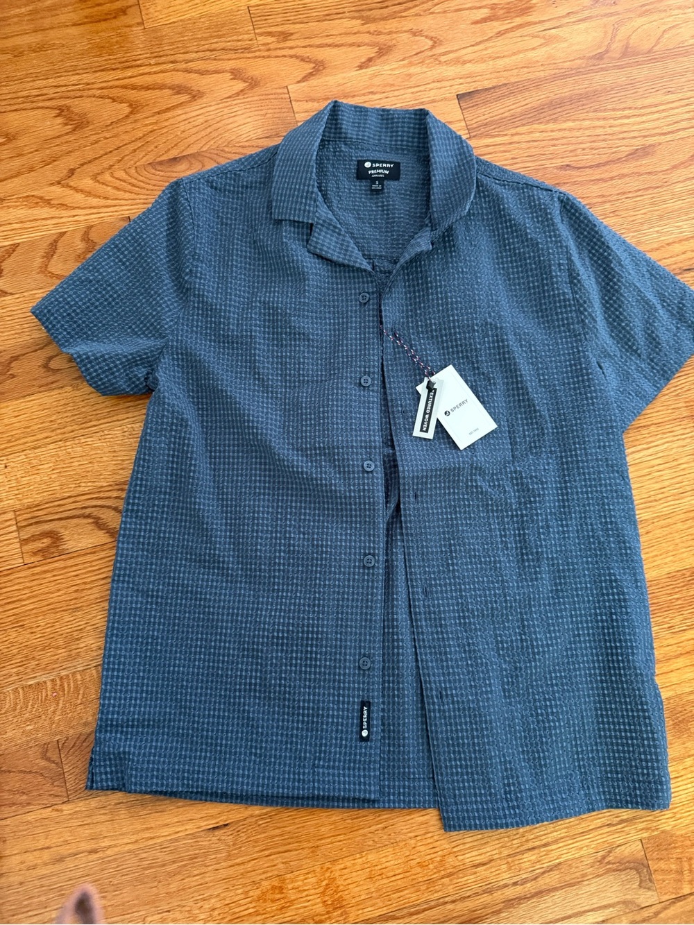 Sperry Premium Apparel Men's Navy Short-Sleeve Camp Collar Button-Up Shirt